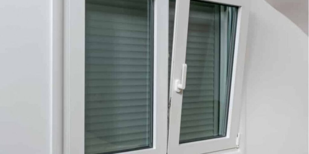 Comparison of awning and casement windows installed on a modern home, highlighting their different opening styles and ventilation benefits.